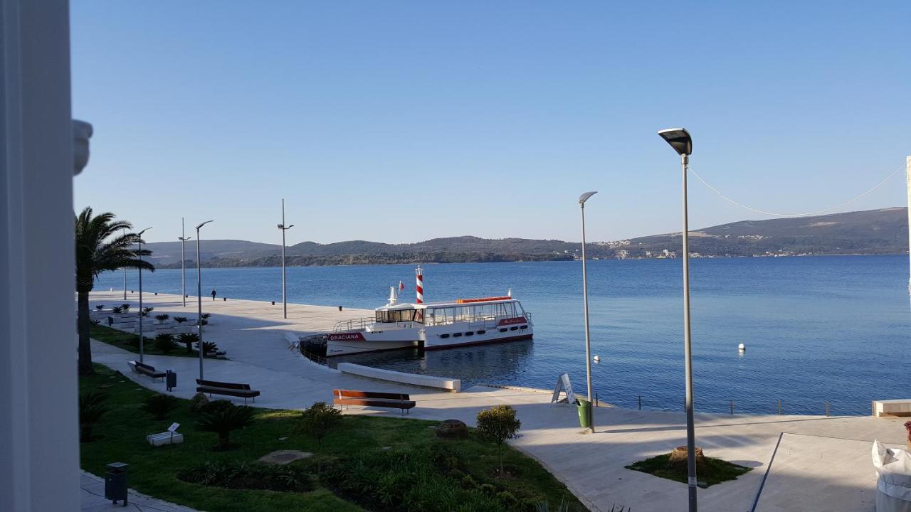 Room Next To Porto Montenegro Tivat Exterior photo